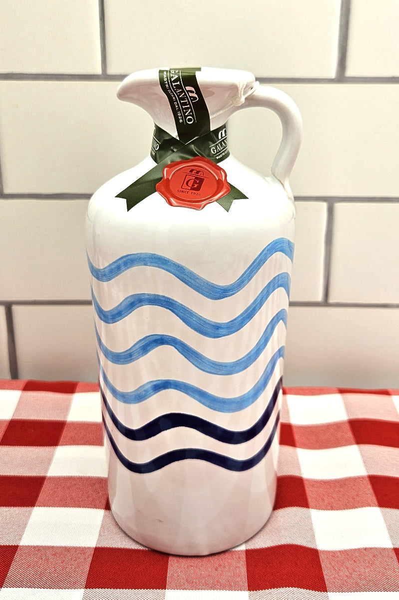 Onda - Extra Virgin Olive Oil from Puglia in Ceramic Jug by Frantoio Galantino