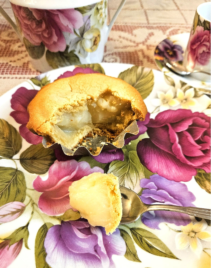 Nonna's Pasticciotti with Vanilla Cream