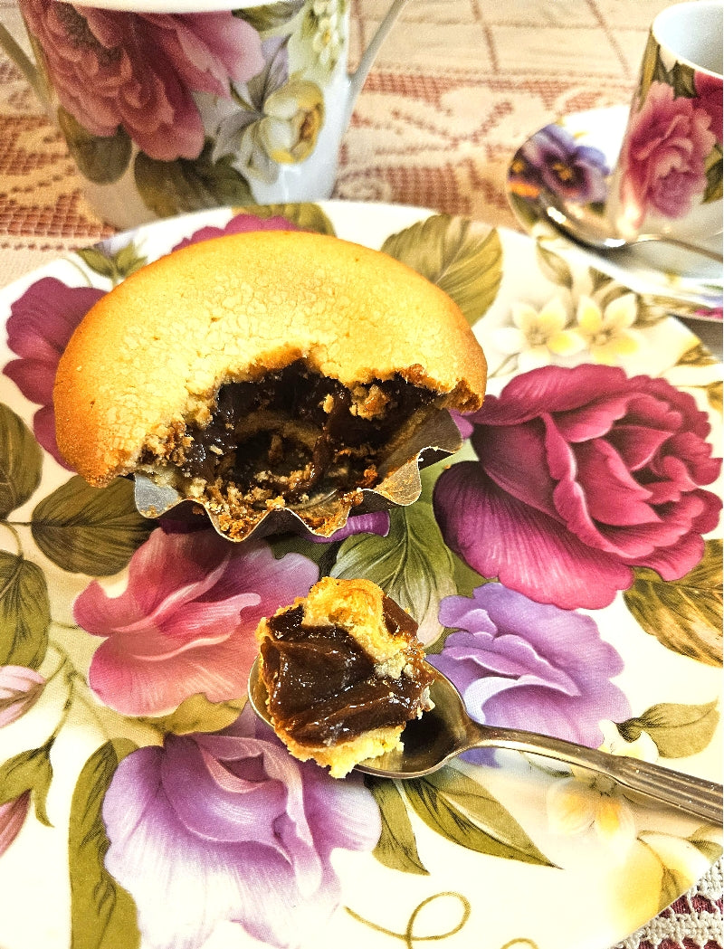Nonna's Pasticciotti with Chocolate Cream