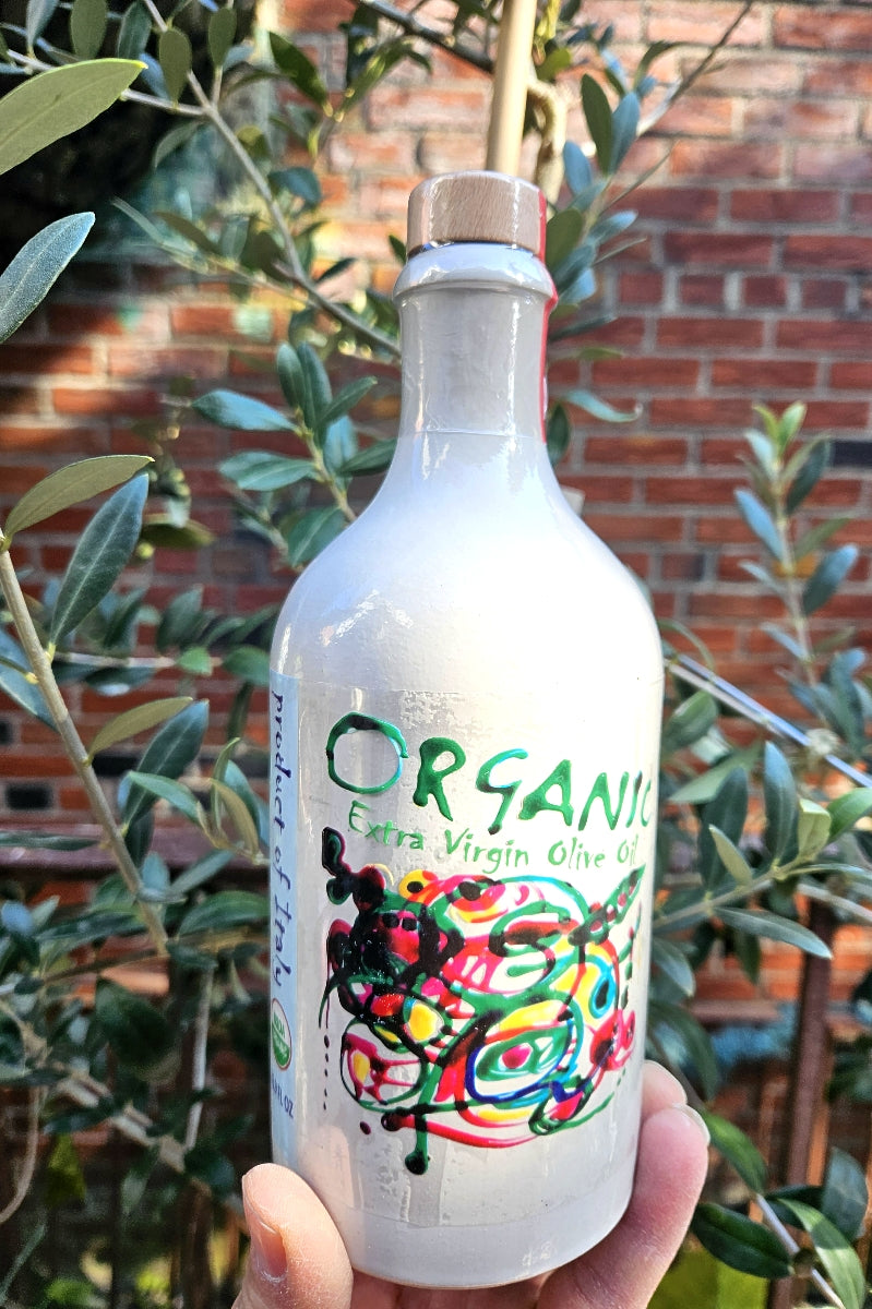 Organic Extra Virgin Olive Oil from Puglia in Artistic  Ceramic Bottle