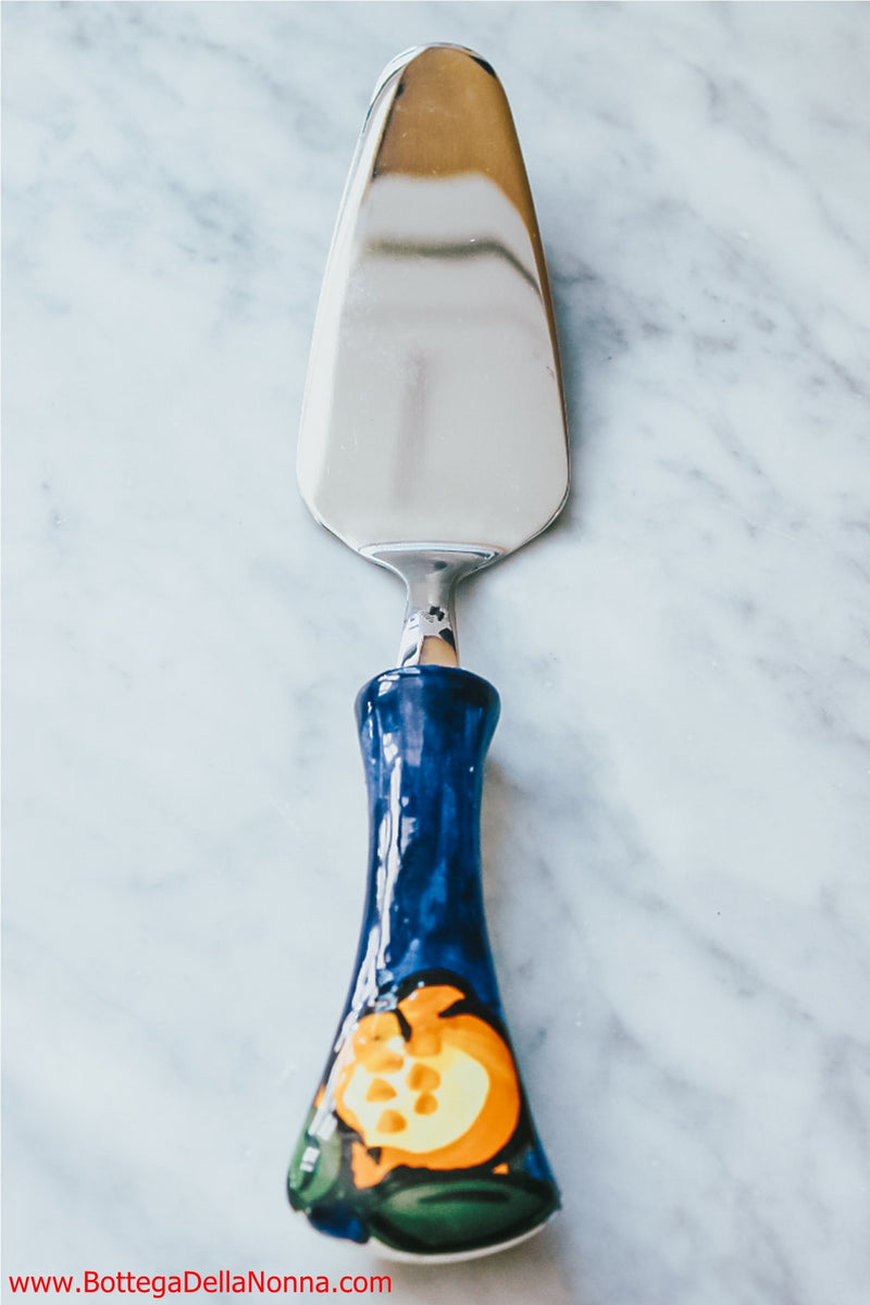The Positano Cake Spatula