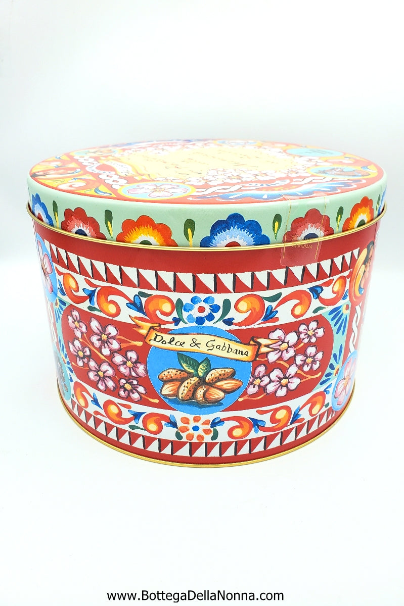 Dolce & Gabbana Panettone con Mandorle di Sicilia by Fiasconaro