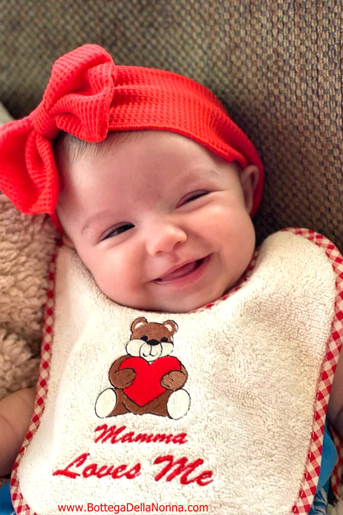 Mamma Loves Me - Bib - Newborn