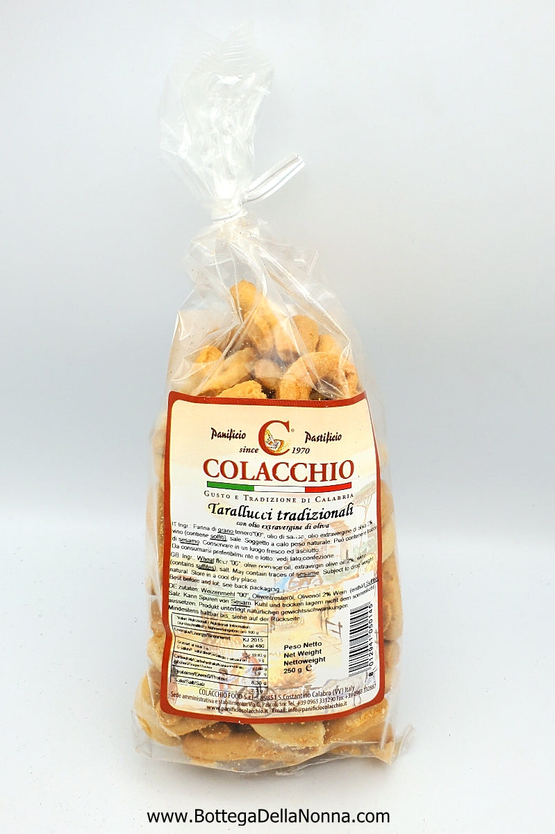 Traditional Tarallucci with Extra Virgin Olive Oil