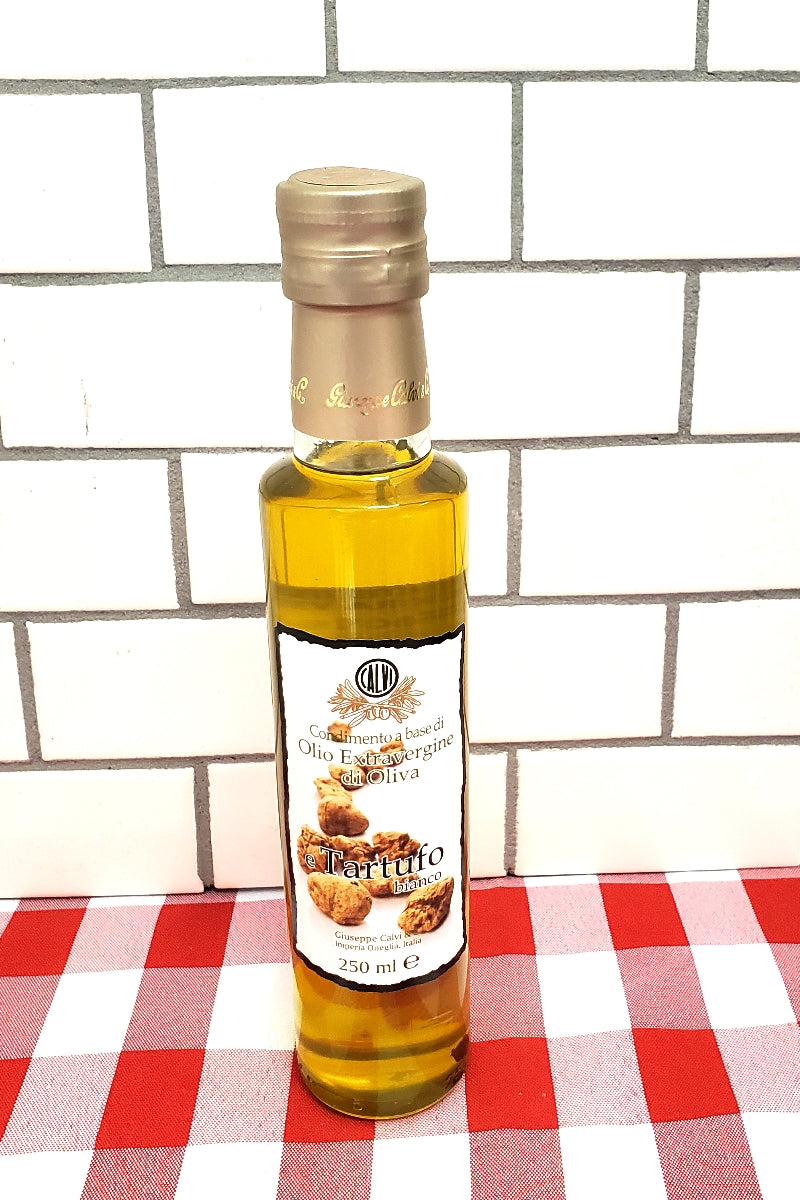Organic White Truffle Estra Virgin Olive Oil by Calvi